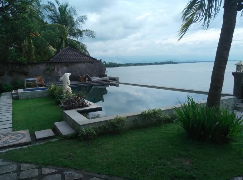 Wahyu Dana Hotel Pabean Buleleng Zewnętrze zdjęcie