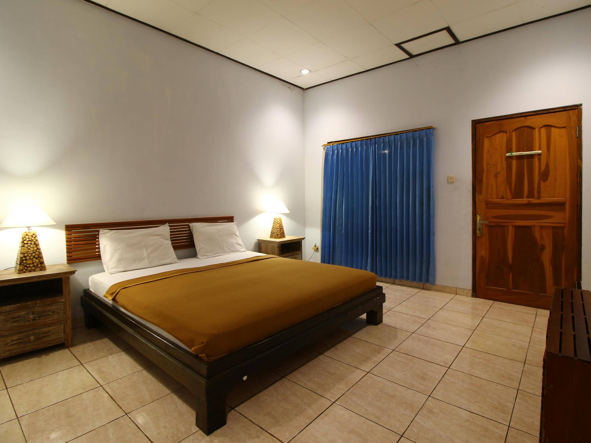 Wahyu Dana Hotel Pabean Buleleng Zewnętrze zdjęcie