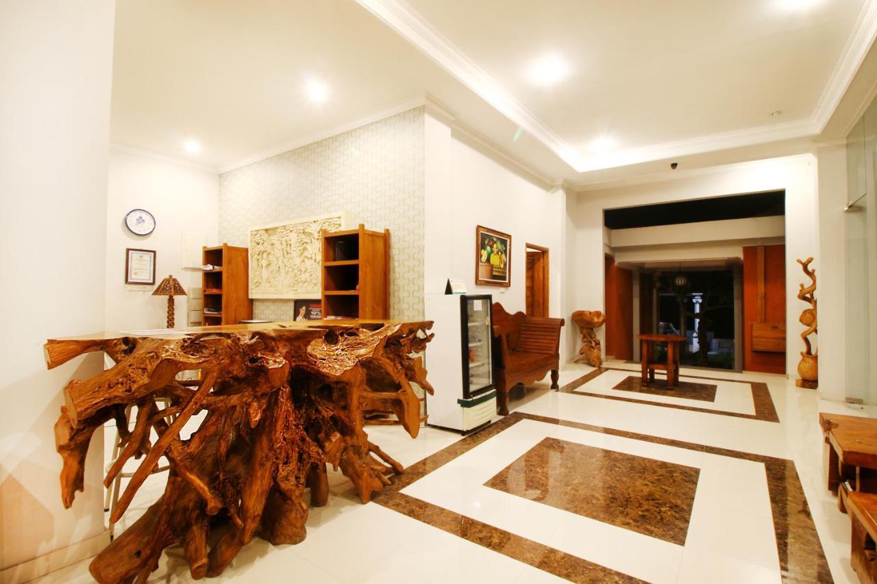 Wahyu Dana Hotel Pabean Buleleng Zewnętrze zdjęcie